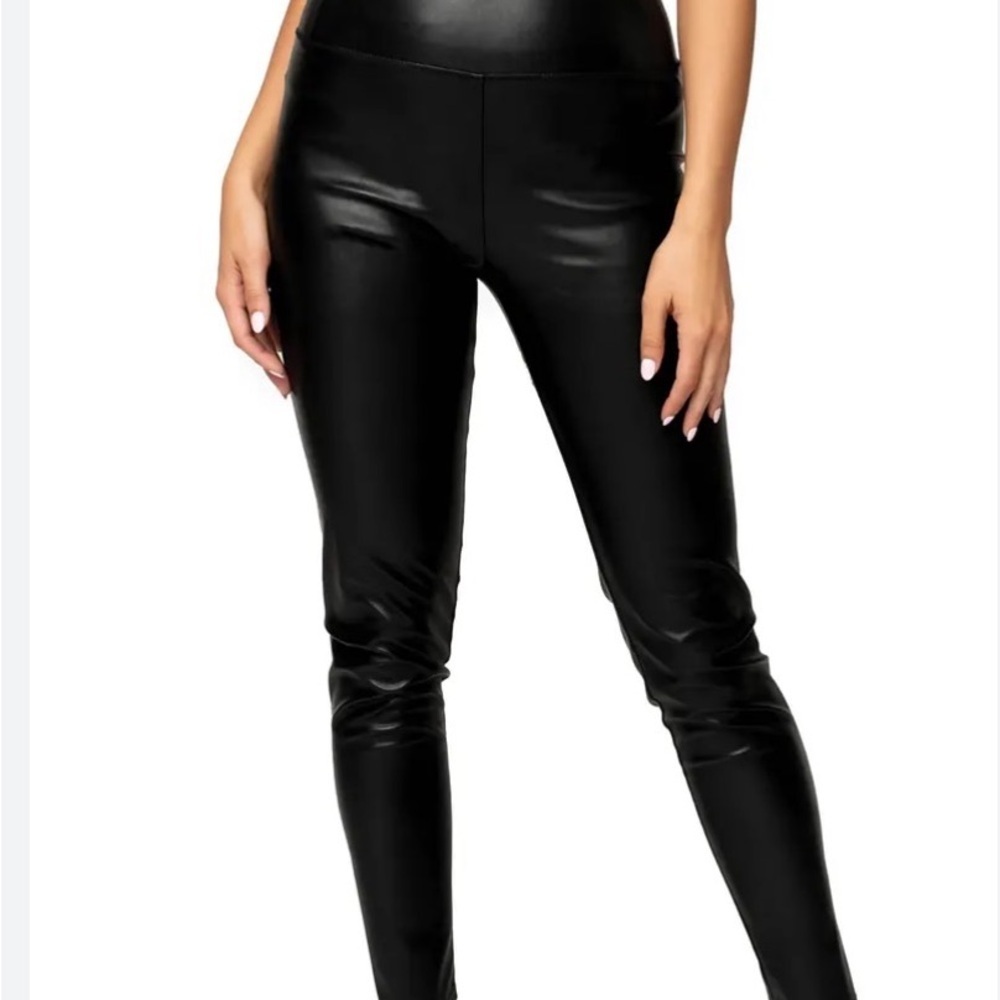 Chic Black Women's Leggings